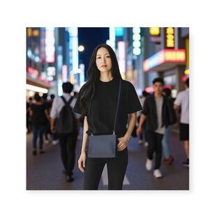 BCBGMaxAzria ❤︎ Jewel Tone Leather + Chain Crossbody Mini Handbag ❤︎ Cobalt Blue